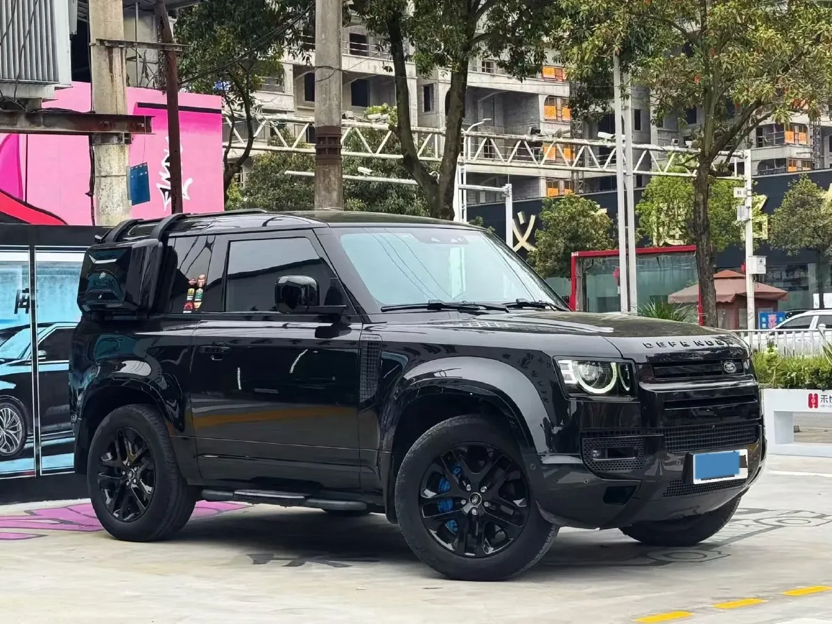 2023 Land Rover Defender 3.0T 400HP L6 8AT,autocango,china used car exporter,china ev exporter,chinese used car exporter,chinese used ev exporter
