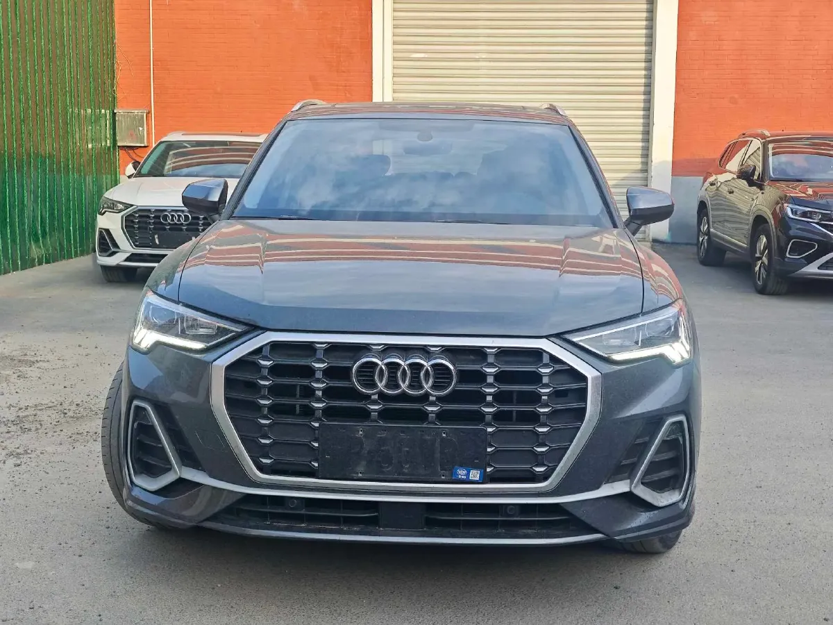 2022 Audi Q3 1.4T 150HP L4 7DCT,autocango,china used car exporter,china ev exporter,chinese used car exporter,chinese used ev exporter