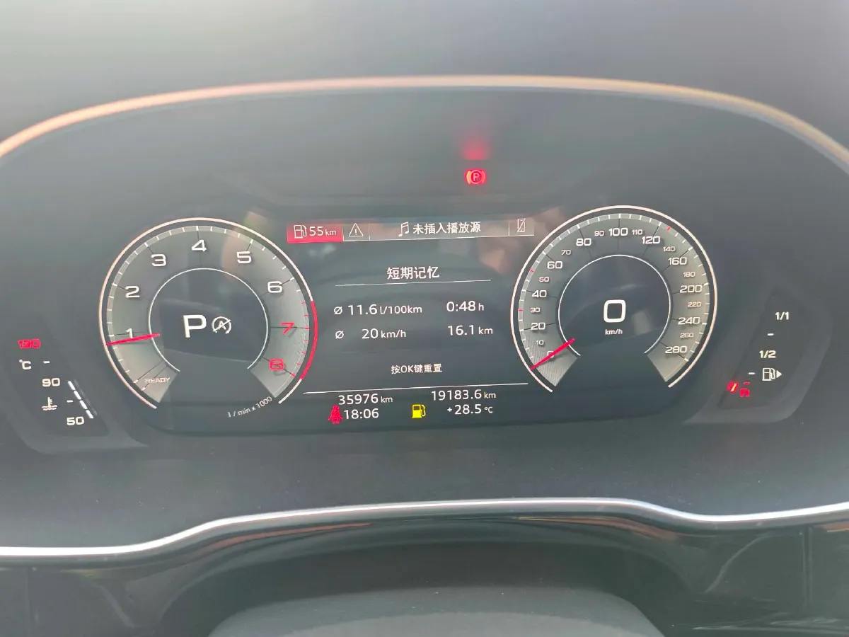 2022 Audi Q3 1.4T 150HP L4 7DCT,autocango,china used car exporter,china ev exporter,chinese used car exporter,chinese used ev exporter