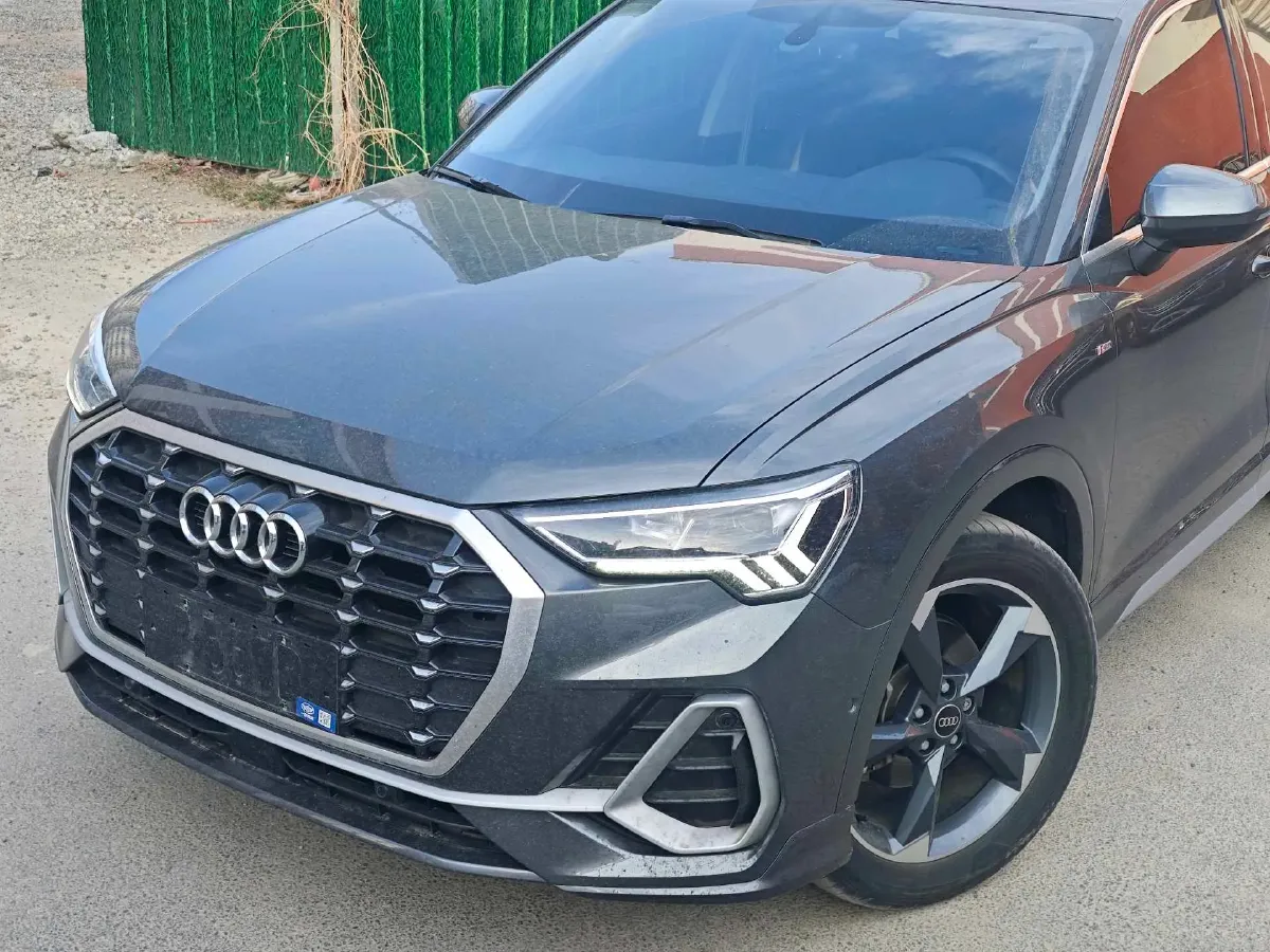 2022 Audi Q3 1.4T 150HP L4 7DCT,autocango,china used car exporter,china ev exporter,chinese used car exporter,chinese used ev exporter