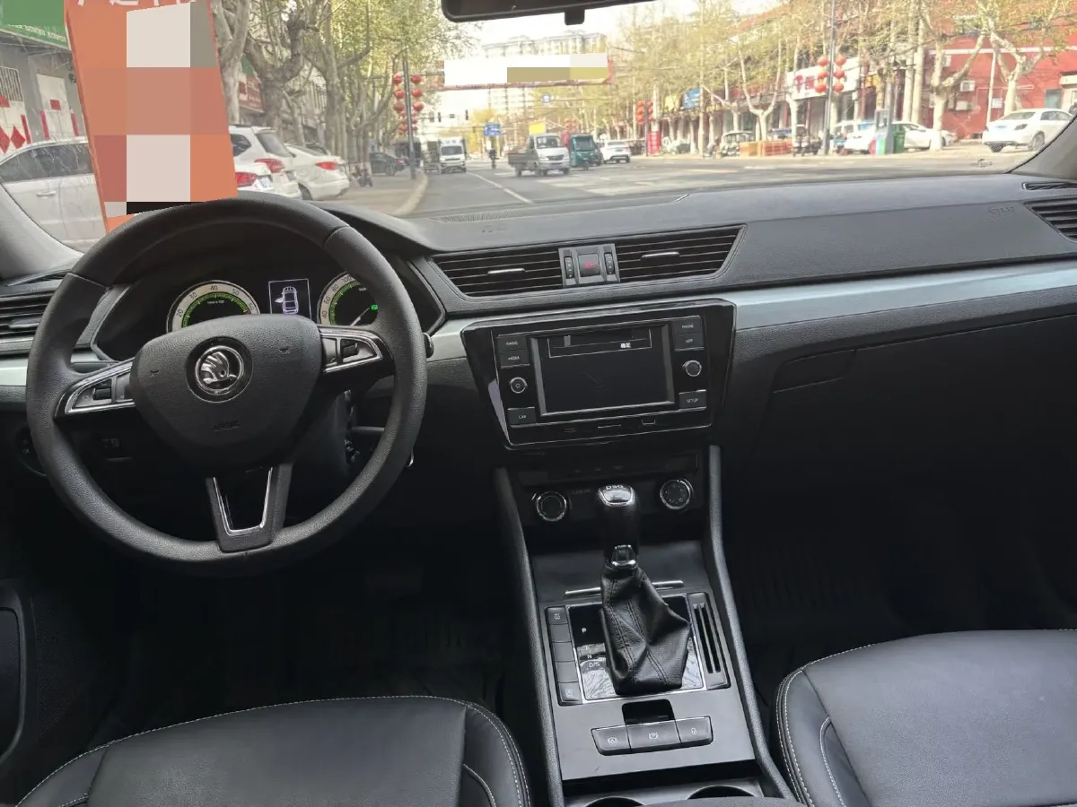 2019 Skoda Superb 1.4T 150HP L4 7DCT,autocango,china used car exporter,china ev exporter,chinese used car exporter,chinese used ev exporter