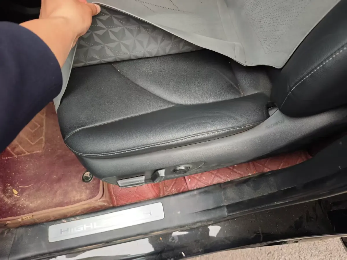 2022 Toyota Highlander 2.0T 248HP L4 8AT,autocango,china used car exporter,china ev exporter,chinese used car exporter,chinese used ev exporter