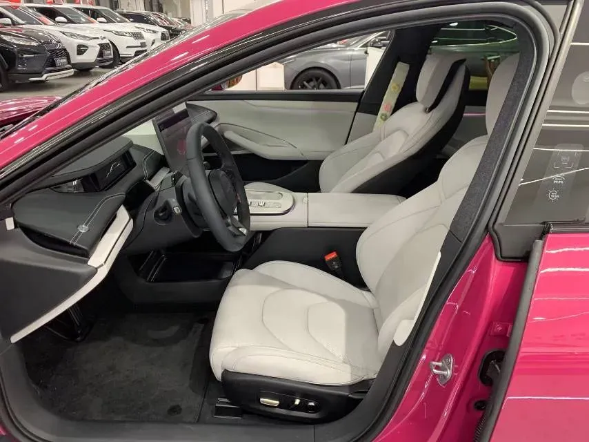 2024 MI SU7 BEV 73.6KWH,autocango,china used car exporter,china ev exporter,chinese used car exporter,chinese used ev exporter