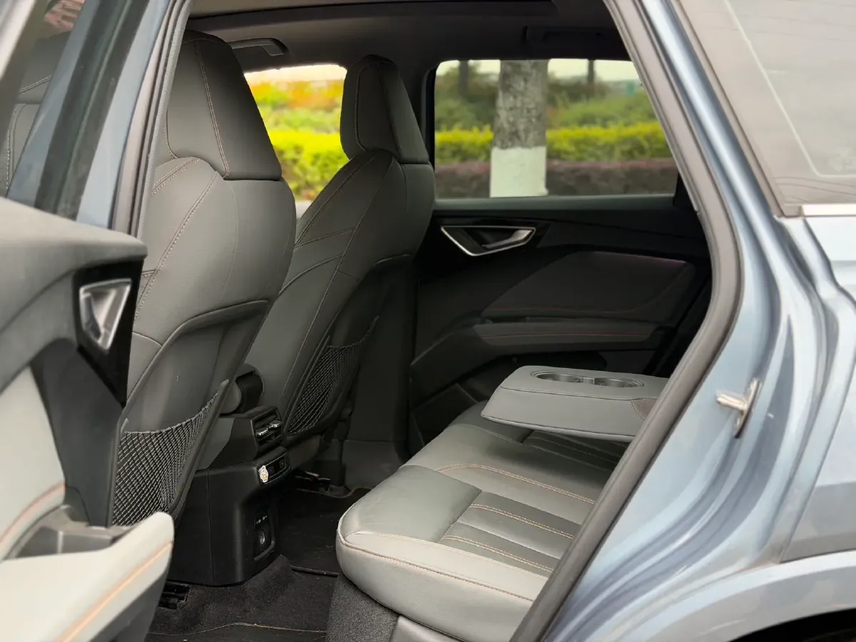 2022 Audi Q4 e-tron BEV 84.8KWH,autocango,china used car exporter,china ev exporter,chinese used car exporter,chinese used ev exporter