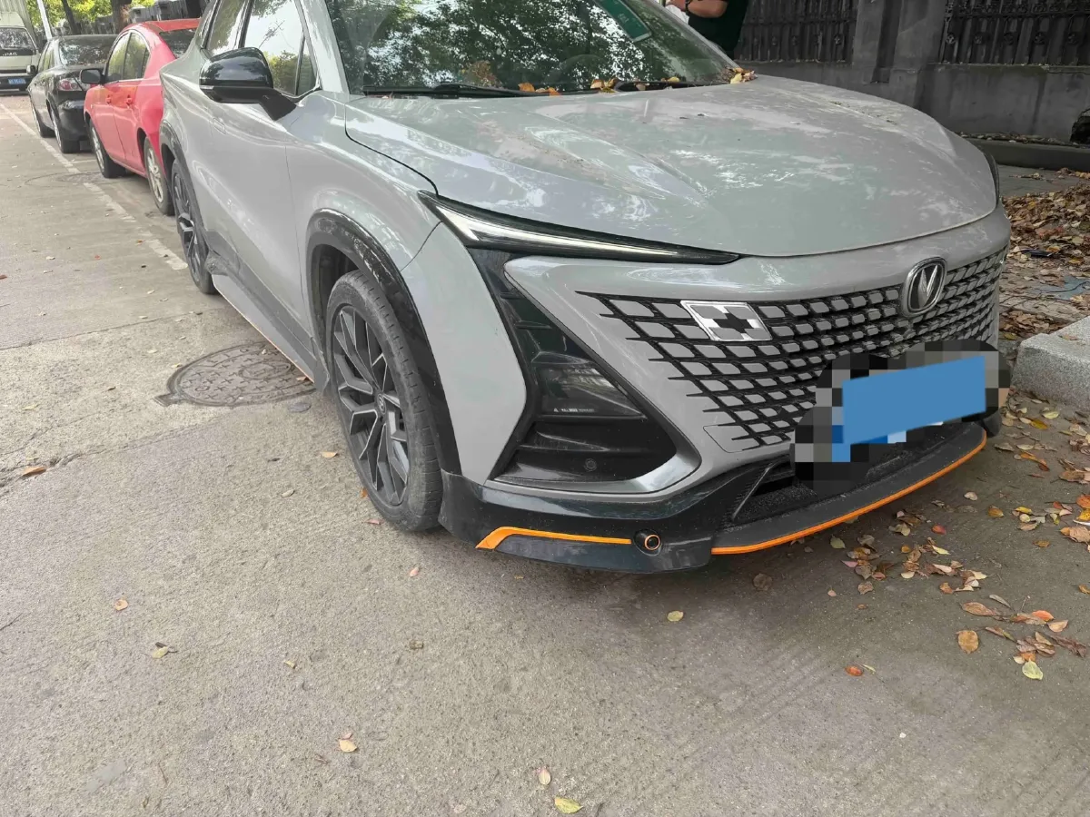 2022 ChangAn UNI-T 1.5T 188HP L4 7DCT,autocango,china used car exporter,china ev exporter,chinese used car exporter,chinese used ev exporter