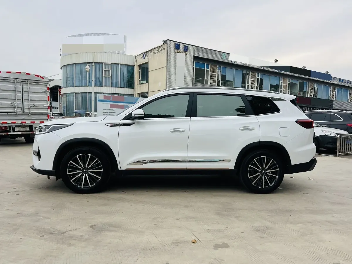 2022 Chery Tiggo 8 PRO 1.6T 197HP L4 7DCT,autocango,china used car exporter,china ev exporter,chinese used car exporter,chinese used ev exporter