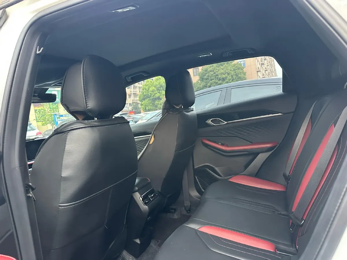 2022 Geely Coolray 1.5T 181HP L4 7DCT,autocango,china used car exporter,china ev exporter,chinese used car exporter,chinese used ev exporter