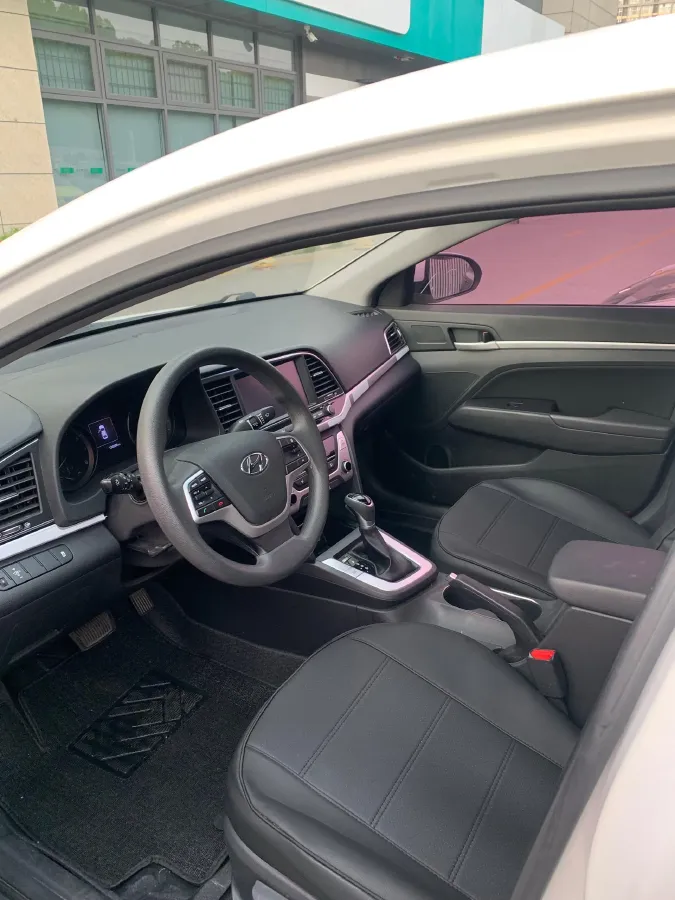 2016 Hyundai Elantra 1.6L 130HP L4 6AT,autocango,china used car exporter,china ev exporter,chinese used car exporter,chinese used ev exporter
