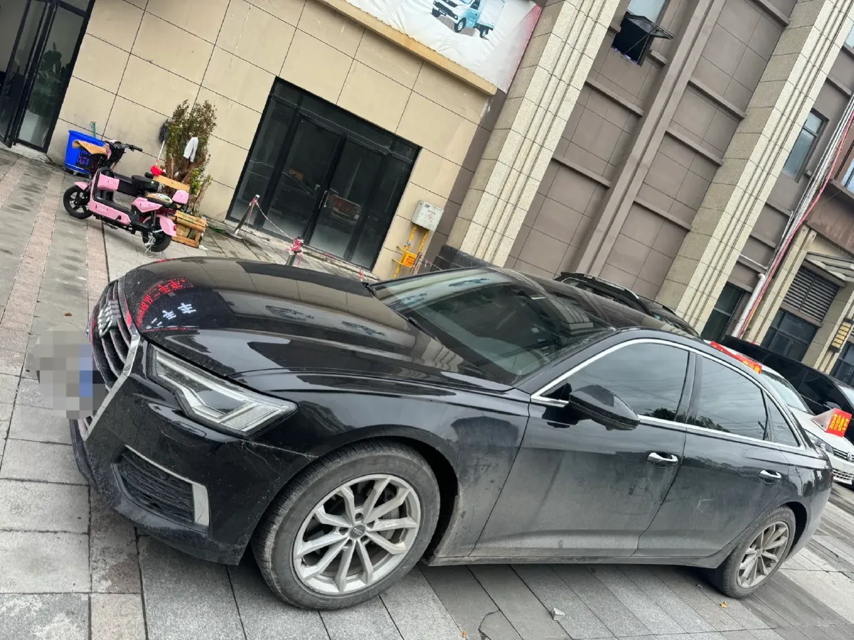 2020 Audi A6L 2.0T 190HP L4 7DCT,autocango,china used car exporter,china ev exporter,chinese used car exporter,chinese used ev exporter
