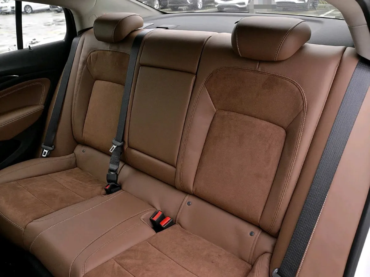 2019 Buick Regal 1.5T 170HP L4 9AT,autocango,china used car exporter,china ev exporter,chinese used car exporter,chinese used ev exporter