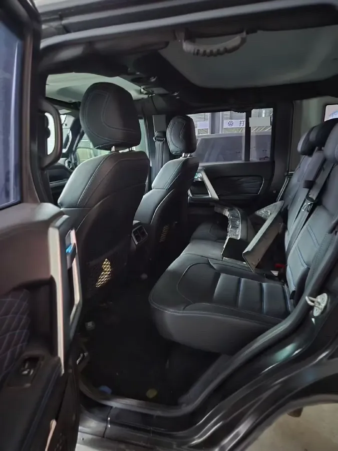 2021 Beijing BJ40 2.0T 163HP L4 8AT,autocango,china used car exporter,china ev exporter,chinese used car exporter,chinese used ev exporter