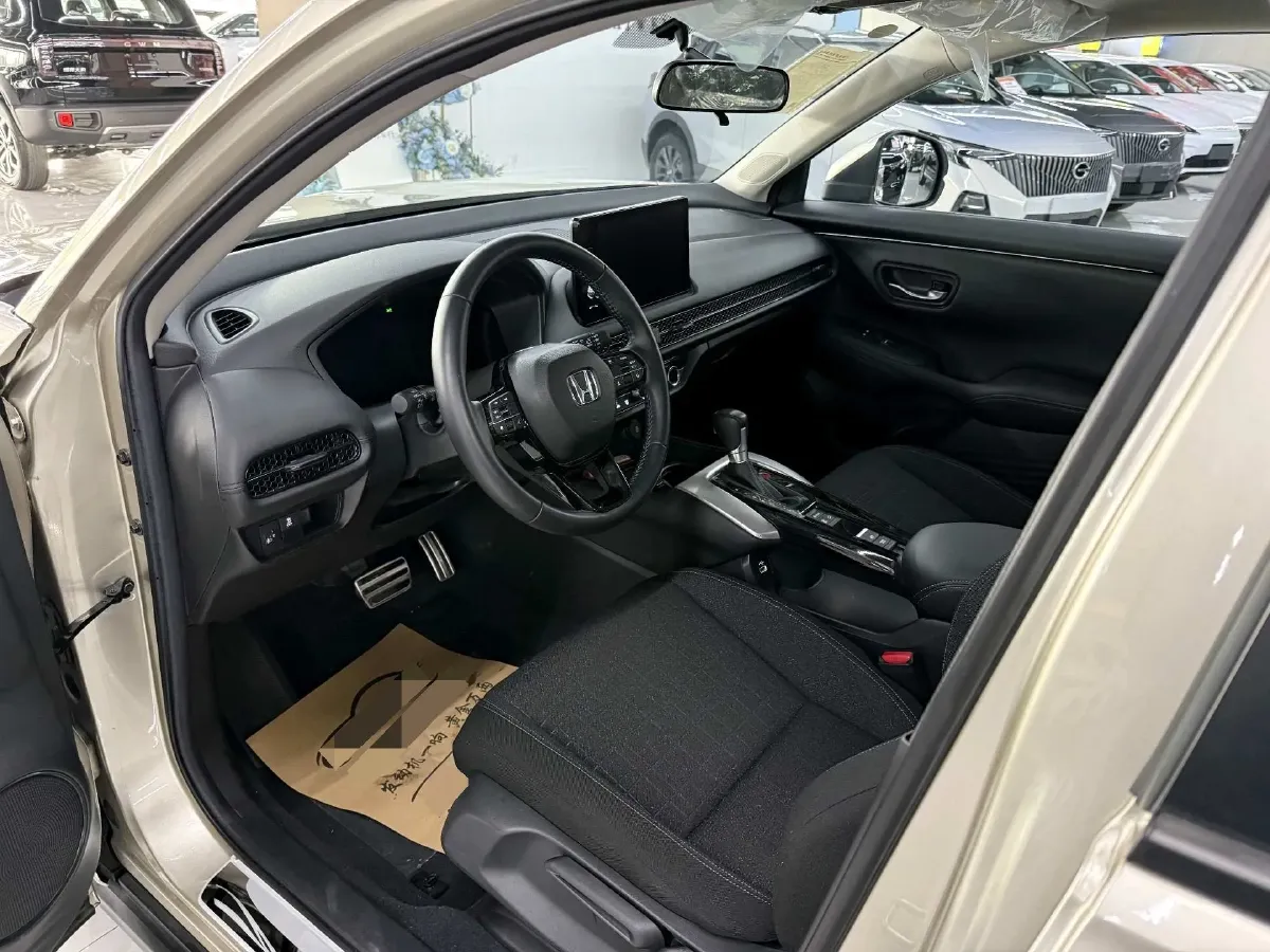 2023 Honda HR-V 1.5T 182HP L4 CVT,autocango,china used car exporter,china ev exporter,chinese used car exporter,chinese used ev exporter