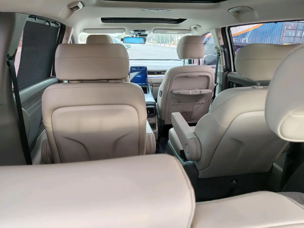 2021 Hyundai Custo 2.0T 236HP L4 8AT,autocango,china used car exporter,china ev exporter,chinese used car exporter,chinese used ev exporter