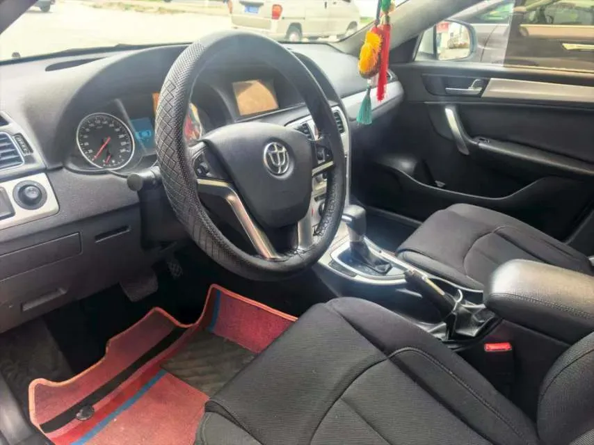 2014 Brilliance Auto H530 1.5T 150HP L4 5AT,autocango,china used car exporter,china ev exporter,chinese used car exporter,chinese used ev exporter