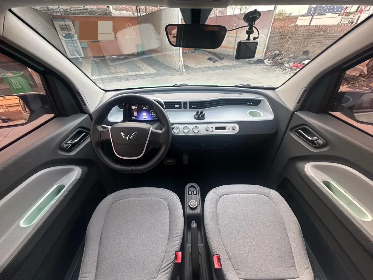 2021 WuLing HongGuang MINI EV BEV 9.3KWH,autocango,china used car exporter,china ev exporter,chinese used car exporter,chinese used ev exporter