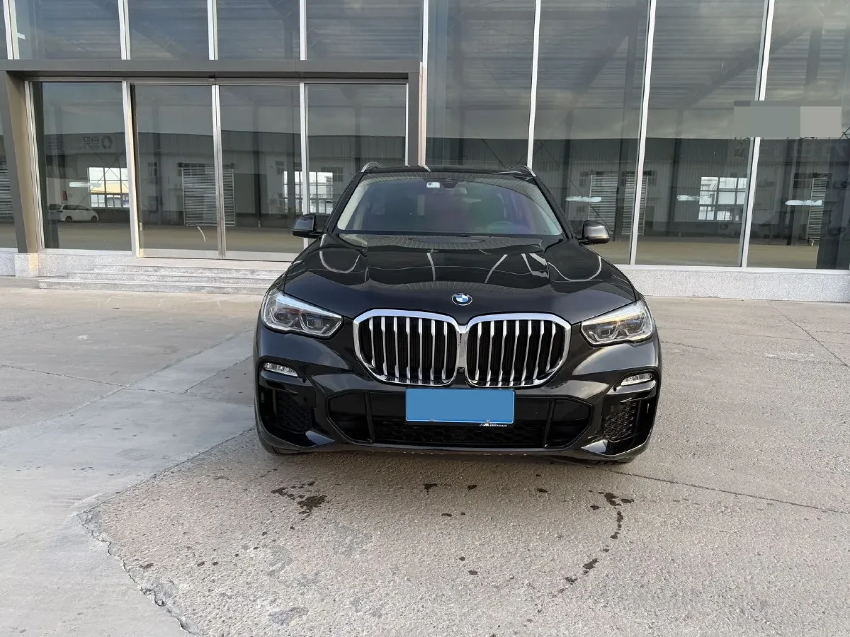 2021 BMW X5 3.0T 340HP L6 8AT,autocango,china used car exporter,china ev exporter,chinese used car exporter,chinese used ev exporter