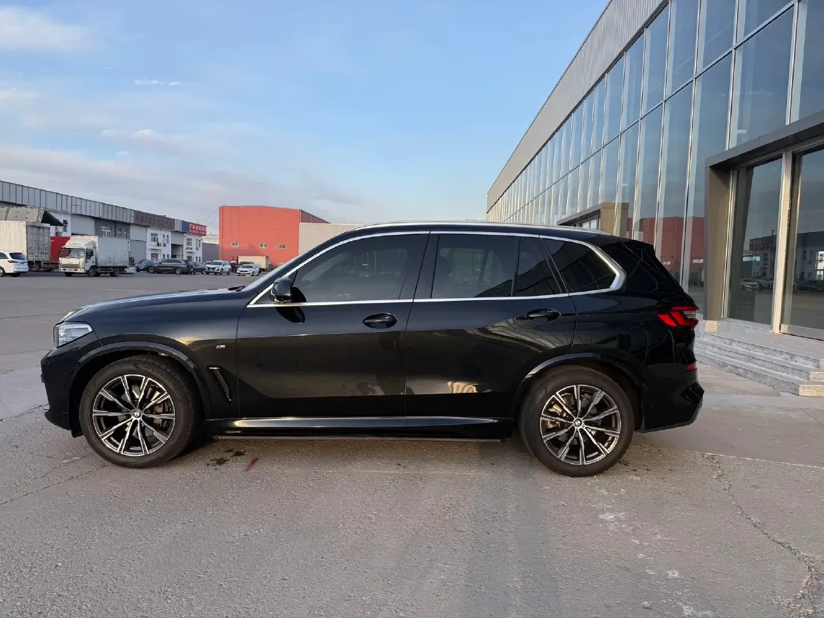 2021 BMW X5 3.0T 340HP L6 8AT,autocango,china used car exporter,china ev exporter,chinese used car exporter,chinese used ev exporter
