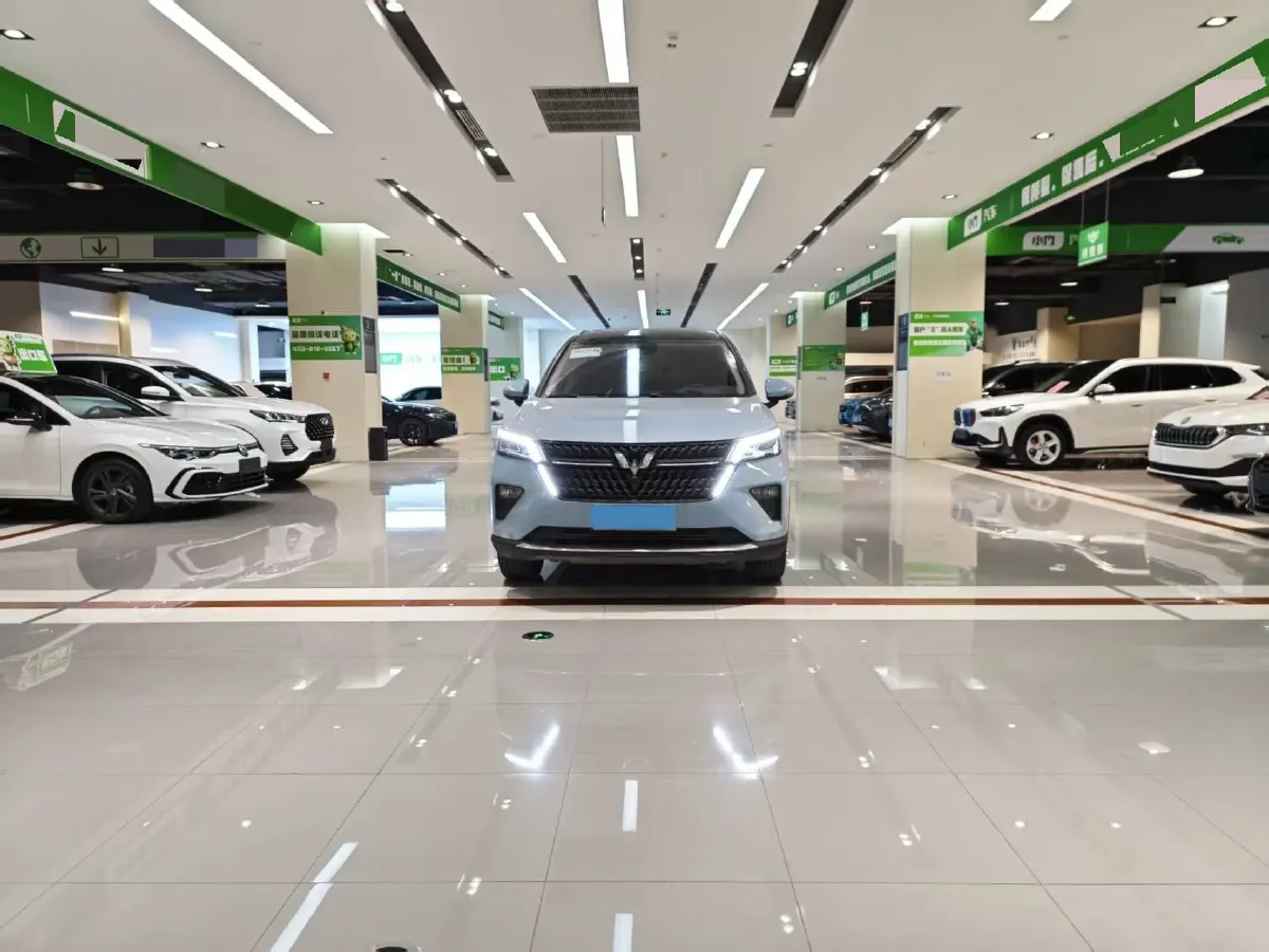 2021 WuLing XingChen 1.5T 147HP L4 CVT,autocango,china used car exporter,china ev exporter,chinese used car exporter,chinese used ev exporter