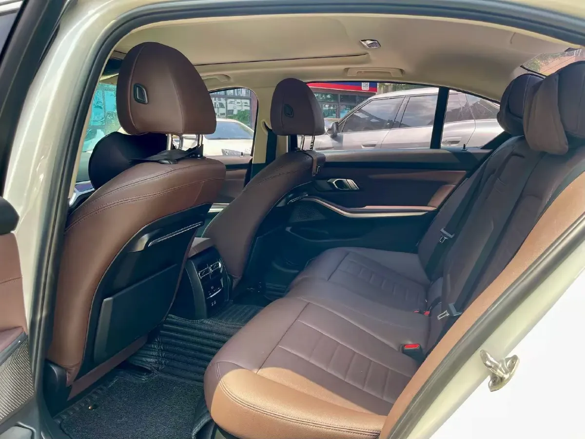 2020 BMW 3 Series 2.0T 184HP L4 8AT,autocango,china used car exporter,china ev exporter,chinese used car exporter,chinese used ev exporter