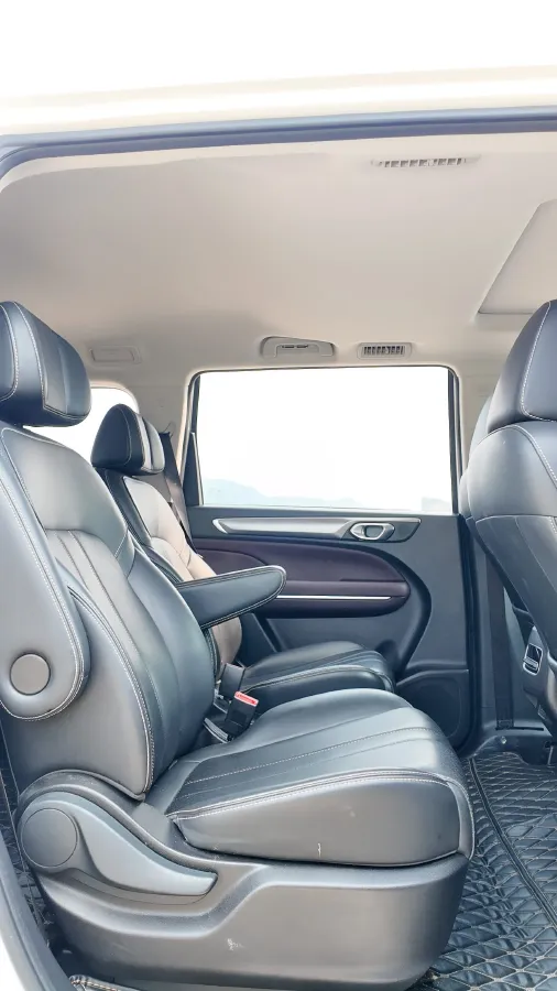 2021 GAC Trumpchi M6 1.5T 169HP L4 7DCT,autocango,china used car exporter,china ev exporter,chinese used car exporter,chinese used ev exporter