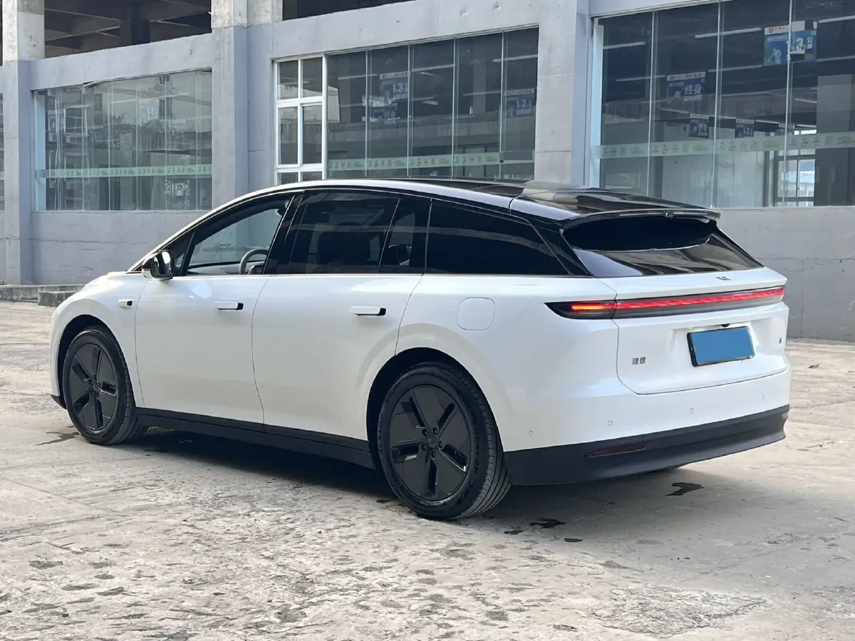 2025 Li i6 BEV,autocango,china used car exporter,china ev exporter,chinese used car exporter,chinese used ev exporter