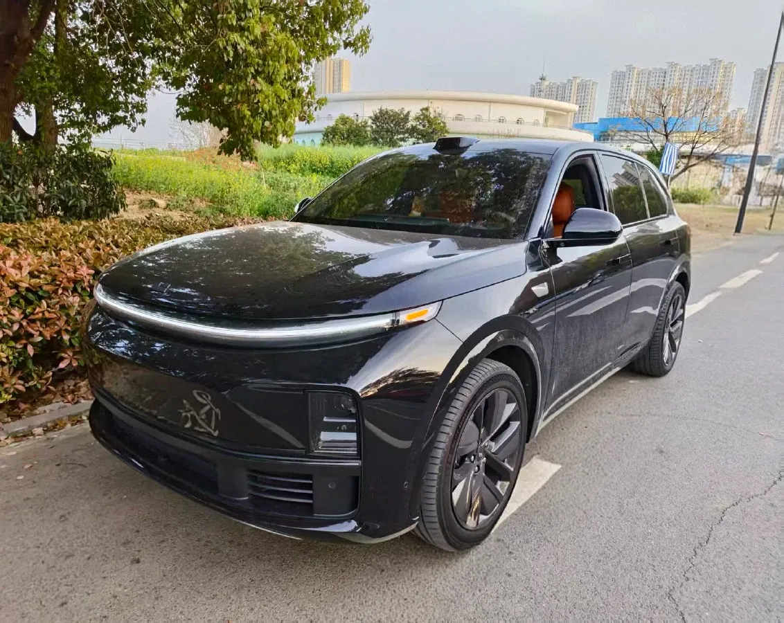 2024 Li L8 Range Extended 154HP REEV 42.8KWH,autocango,china used car exporter,china ev exporter,chinese used car exporter,chinese used ev exporter