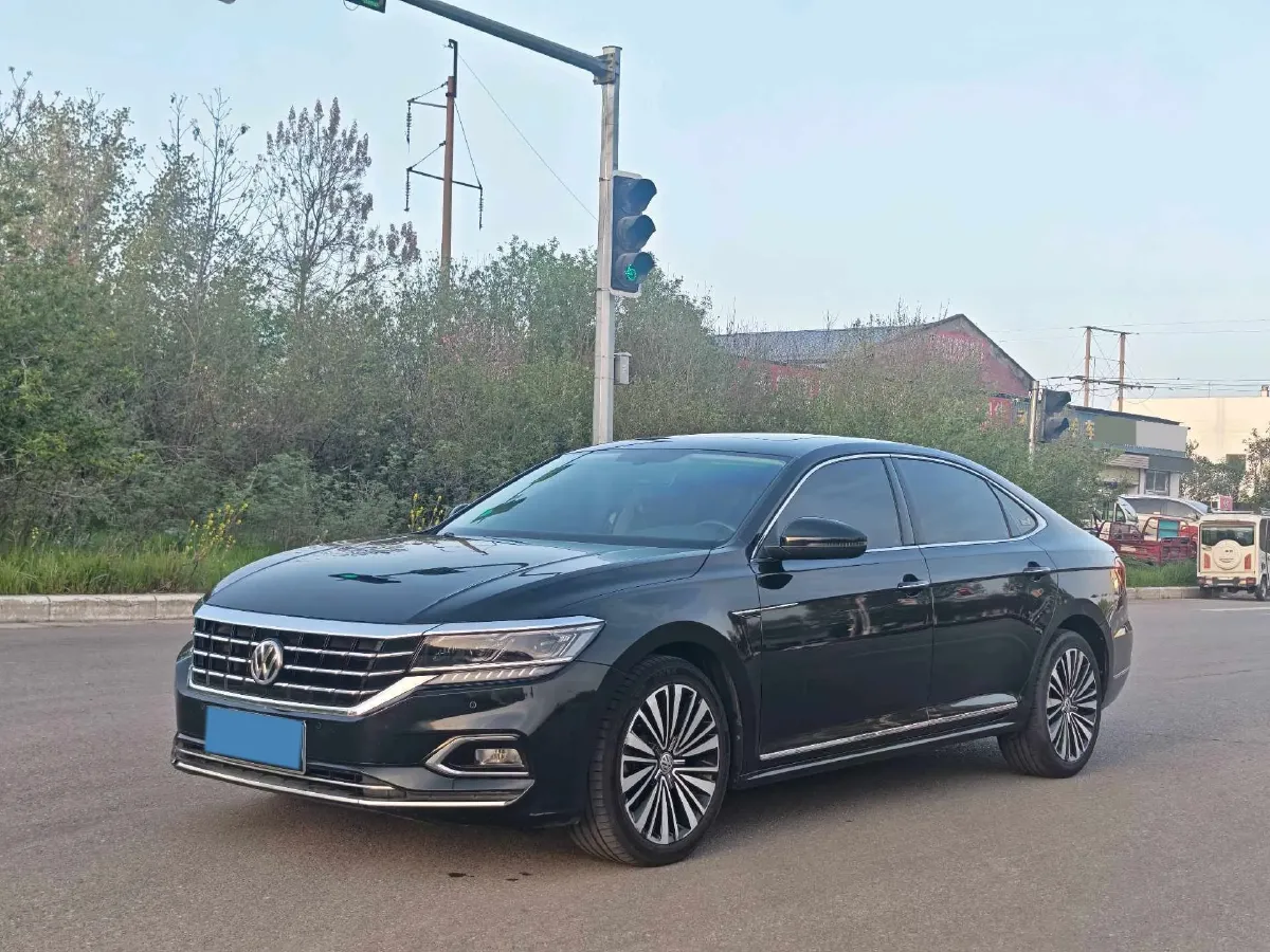 2019 Volvo V40 1.5T 152HP L4 6AT,autocango,china used car exporter,china ev exporter,chinese used car exporter,chinese used ev exporter