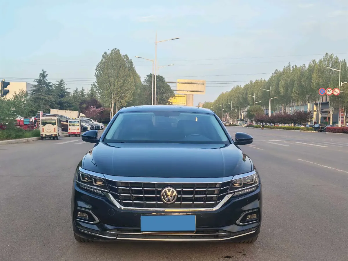 2019 Volvo V40 1.5T 152HP L4 6AT,autocango,china used car exporter,china ev exporter,chinese used car exporter,chinese used ev exporter