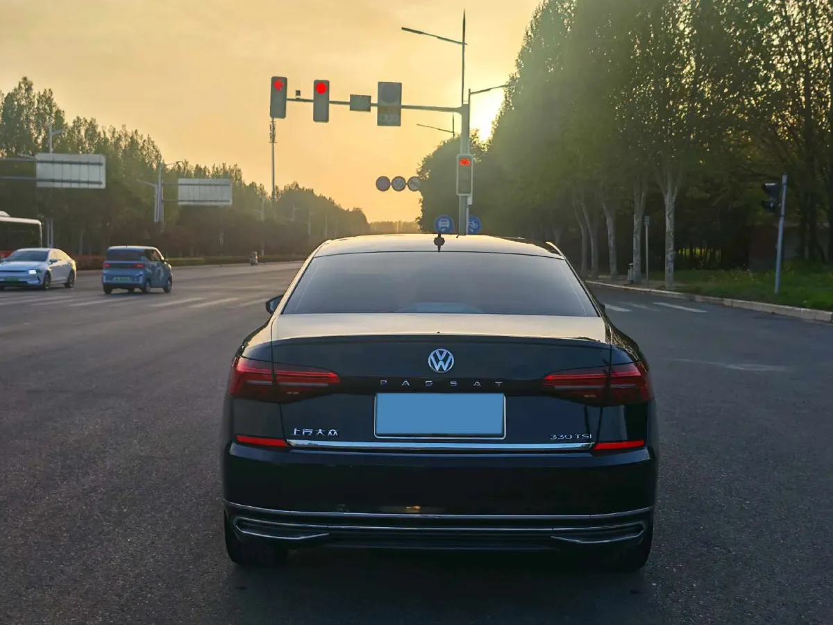 2019 Volvo V40 1.5T 152HP L4 6AT,autocango,china used car exporter,china ev exporter,chinese used car exporter,chinese used ev exporter