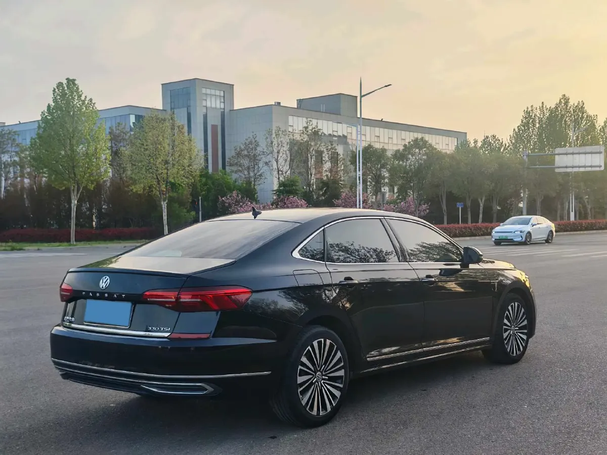 2019 Volvo V40 1.5T 152HP L4 6AT,autocango,china used car exporter,china ev exporter,chinese used car exporter,chinese used ev exporter