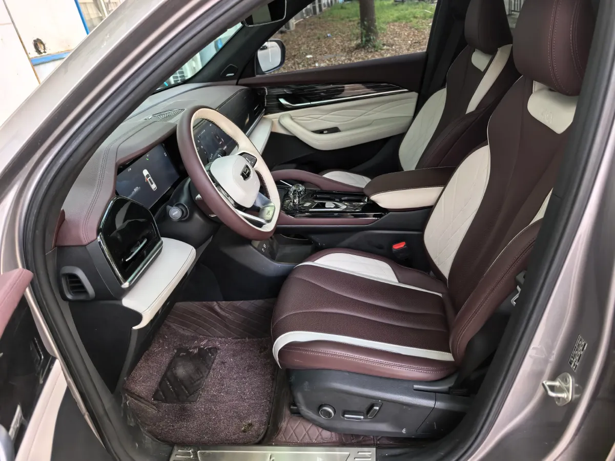 2021 Geely Monjaro 2.0T 218HP L4 7DCT,autocango,china used car exporter,china ev exporter,chinese used car exporter,chinese used ev exporter