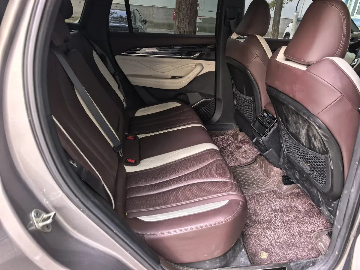 2021 Geely Monjaro 2.0T 218HP L4 7DCT,autocango,china used car exporter,china ev exporter,chinese used car exporter,chinese used ev exporter