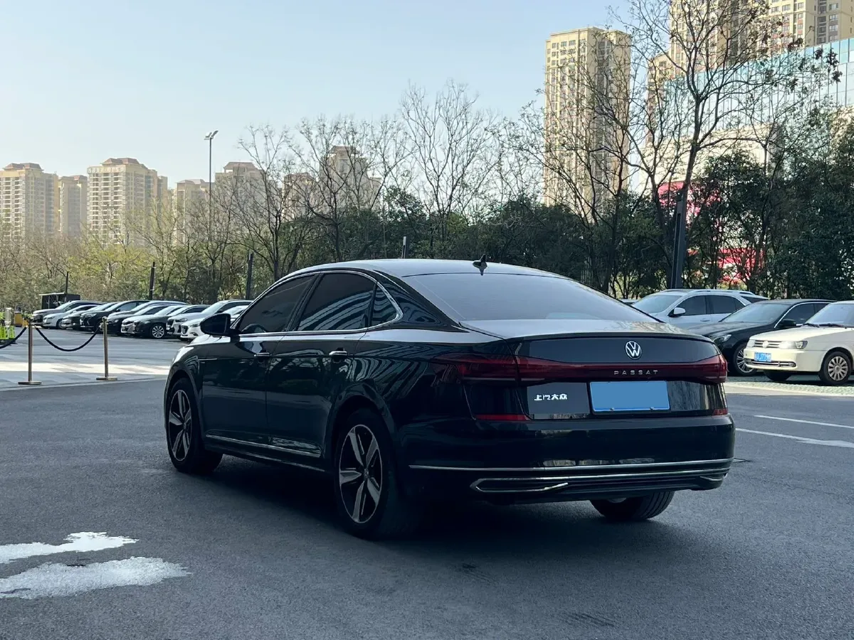 2023 Volkswagen Passat 2.0T 186HP L4 7DCT,autocango,china used car exporter,china ev exporter,chinese used car exporter,chinese used ev exporter