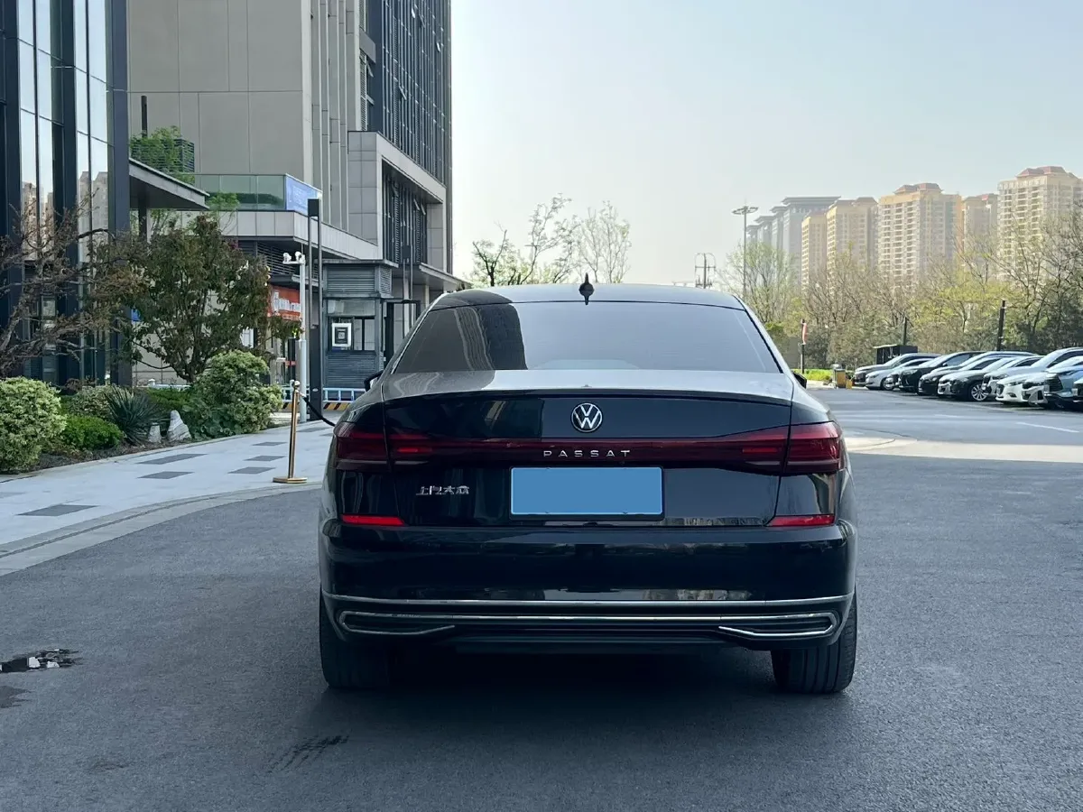 2023 Volkswagen Passat 2.0T 186HP L4 7DCT,autocango,china used car exporter,china ev exporter,chinese used car exporter,chinese used ev exporter