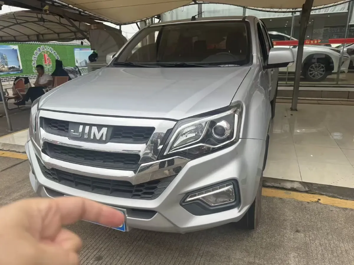 2022 Isuzu RE-MAX Jim 2.8T 120HP L4 5MT,autocango,china used car exporter,china ev exporter,chinese used car exporter,chinese used ev exporter