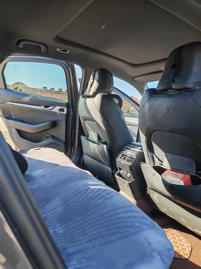 2025 Geely Preface 1.5T 181HP L4 7DCT,autocango,china used car exporter,china ev exporter,chinese used car exporter,chinese used ev exporter