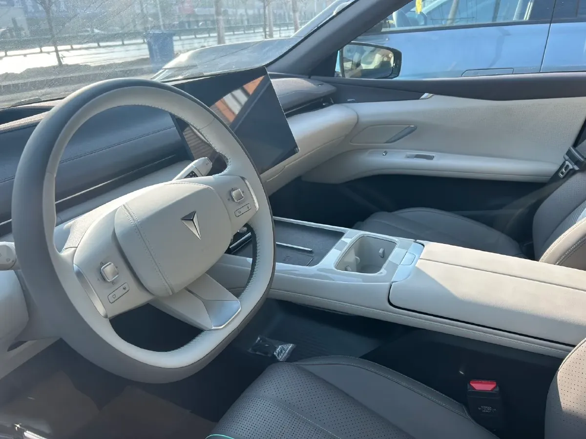 2024 Deepal L07 1.5L 98HP L4 REEV 28.39KWH,autocango,china used car exporter,china ev exporter,chinese used car exporter,chinese used ev exporter