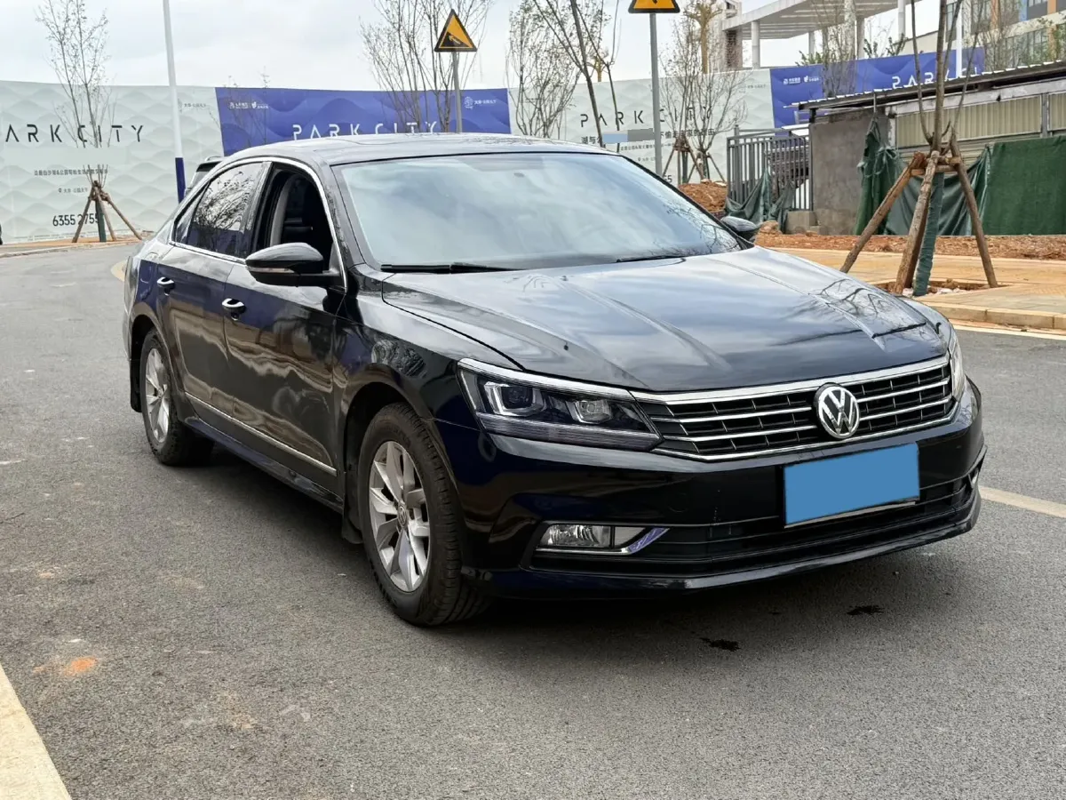 2017 Volkswagen Passat 1.4T 150HP L4 7DCT,autocango,china used car exporter,china ev exporter,chinese used car exporter,chinese used ev exporter