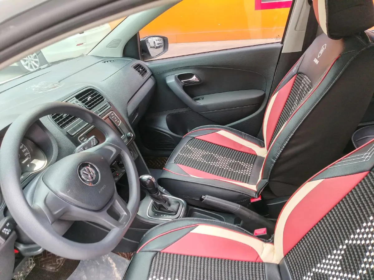 2016 Volkswagen Polo 1.4L 90HP L4 6AT,autocango,china used car exporter,china ev exporter,chinese used car exporter,chinese used ev exporter