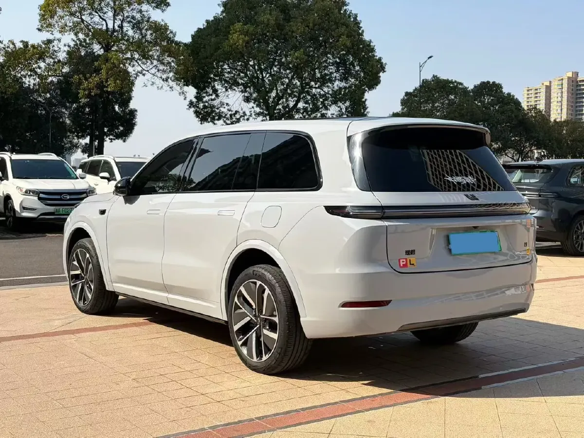 2022 Li L9 Range Extended 154HP REEV 42.6KWH,autocango,china used car exporter,china ev exporter,chinese used car exporter,chinese used ev exporter