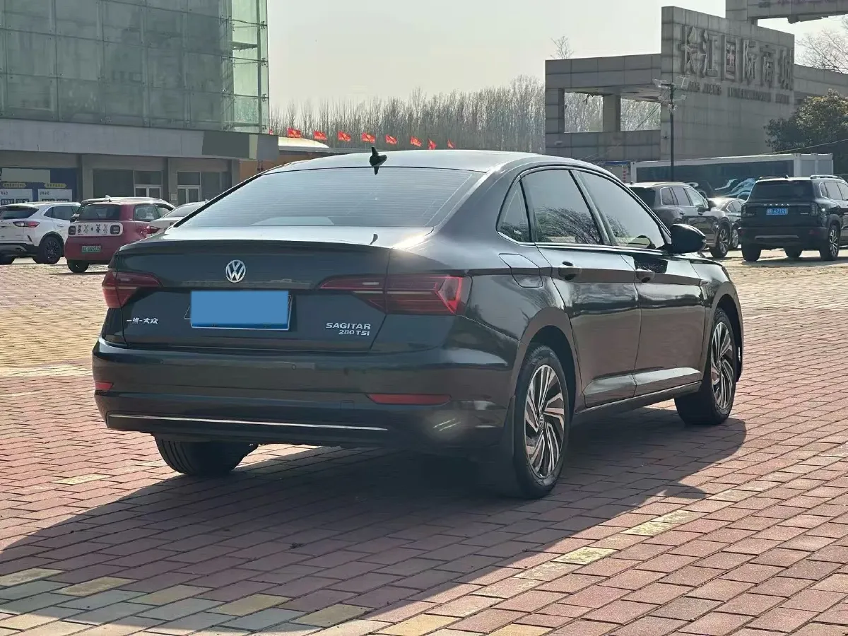 2022 Volkswagen Sagitar 1.4T 150HP L4 7DCT,autocango,china used car exporter,china ev exporter,chinese used car exporter,chinese used ev exporter