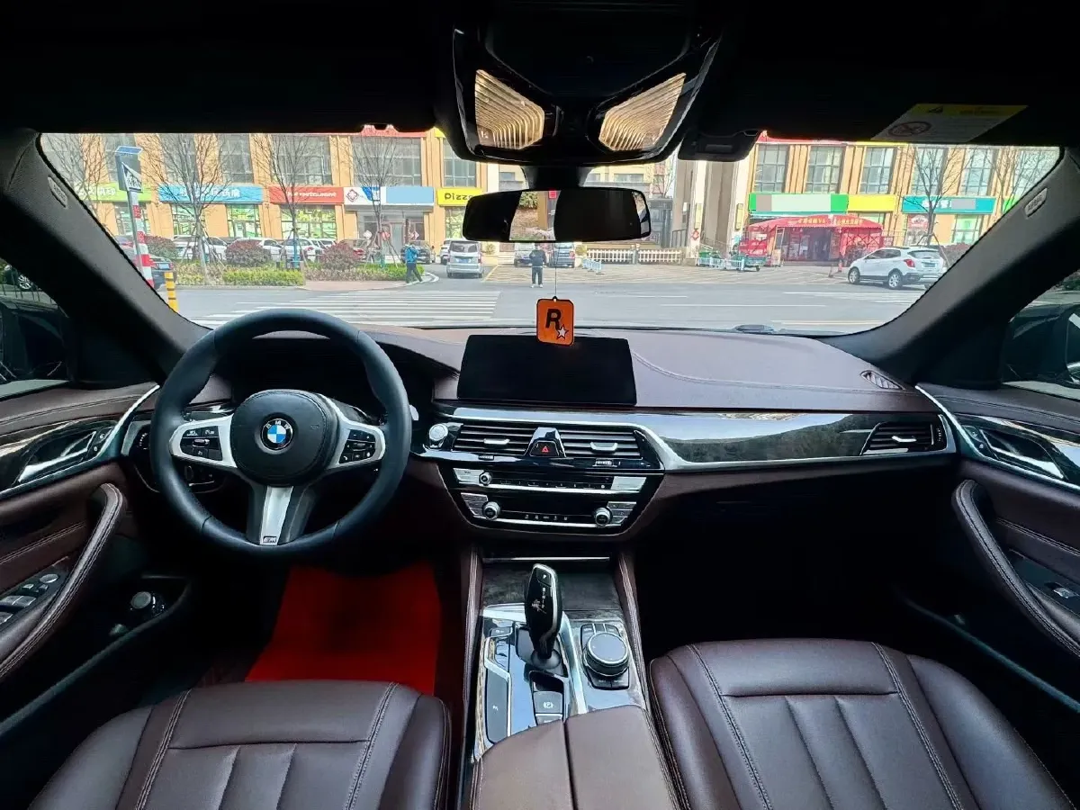 2020 BMW 5 Series 2.0T 184HP L4 8AT,autocango,china used car exporter,china ev exporter,chinese used car exporter,chinese used ev exporter