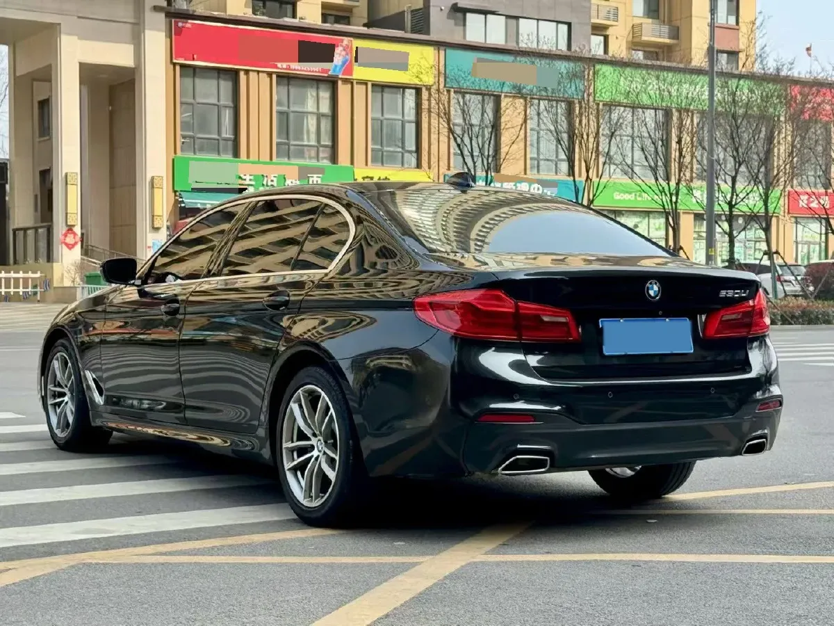 2020 BMW 5 Series 2.0T 184HP L4 8AT,autocango,china used car exporter,china ev exporter,chinese used car exporter,chinese used ev exporter