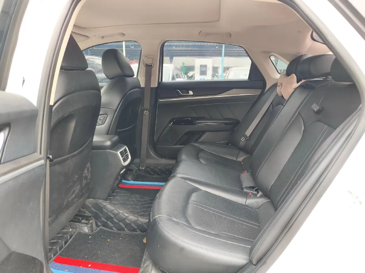 2020 Kia K5 2.0T 240HP L4 8AT,autocango,china used car exporter,china ev exporter,chinese used car exporter,chinese used ev exporter