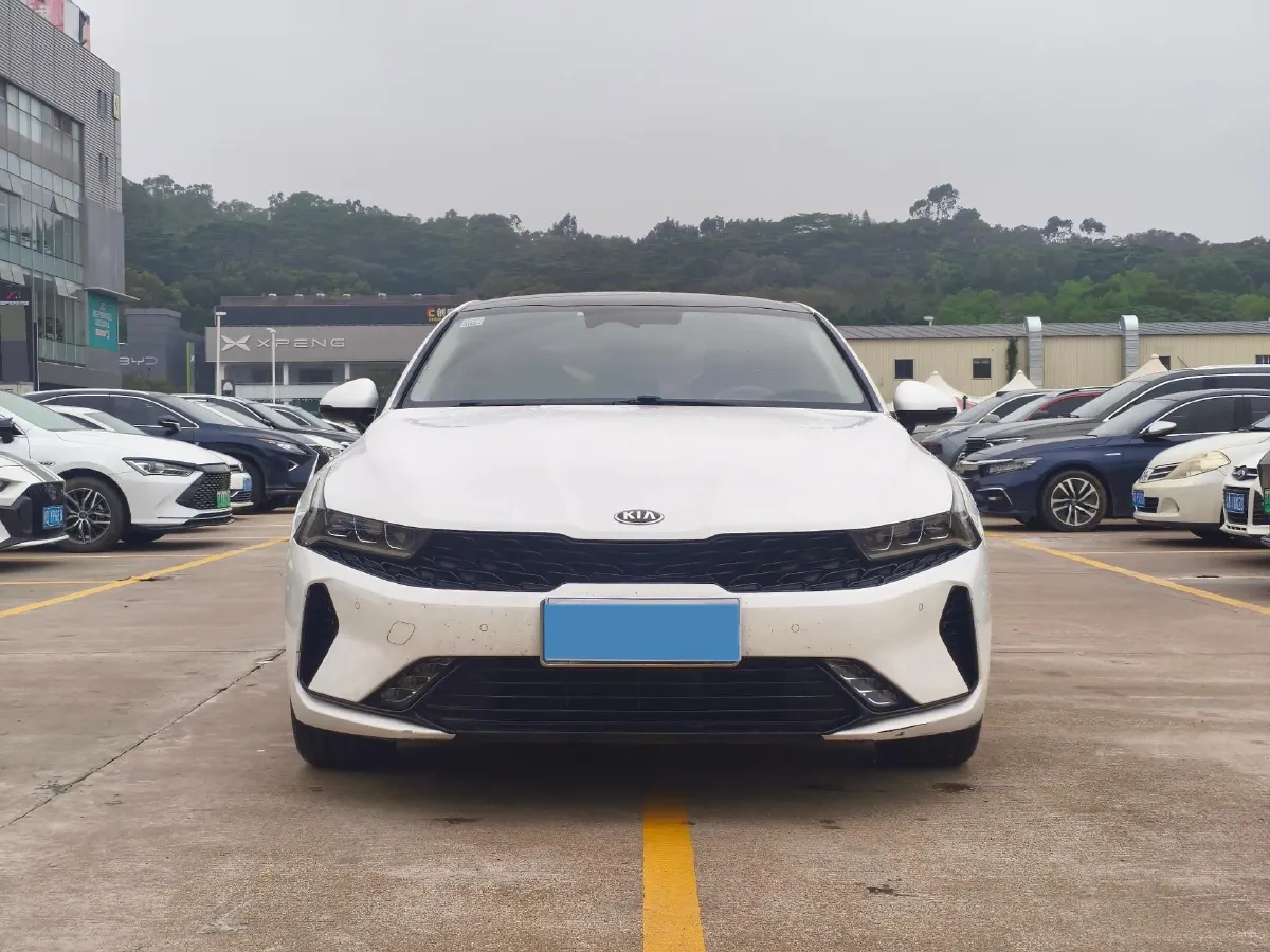 2020 Kia K5 2.0T 240HP L4 8AT,autocango,china used car exporter,china ev exporter,chinese used car exporter,chinese used ev exporter