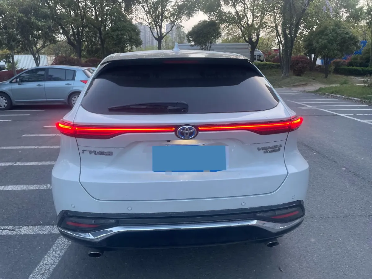 2023 Toyota Venza 2.5L 178HP L4 E-CVT Hybrid,autocango,china used car exporter,china ev exporter,chinese used car exporter,chinese used ev exporter