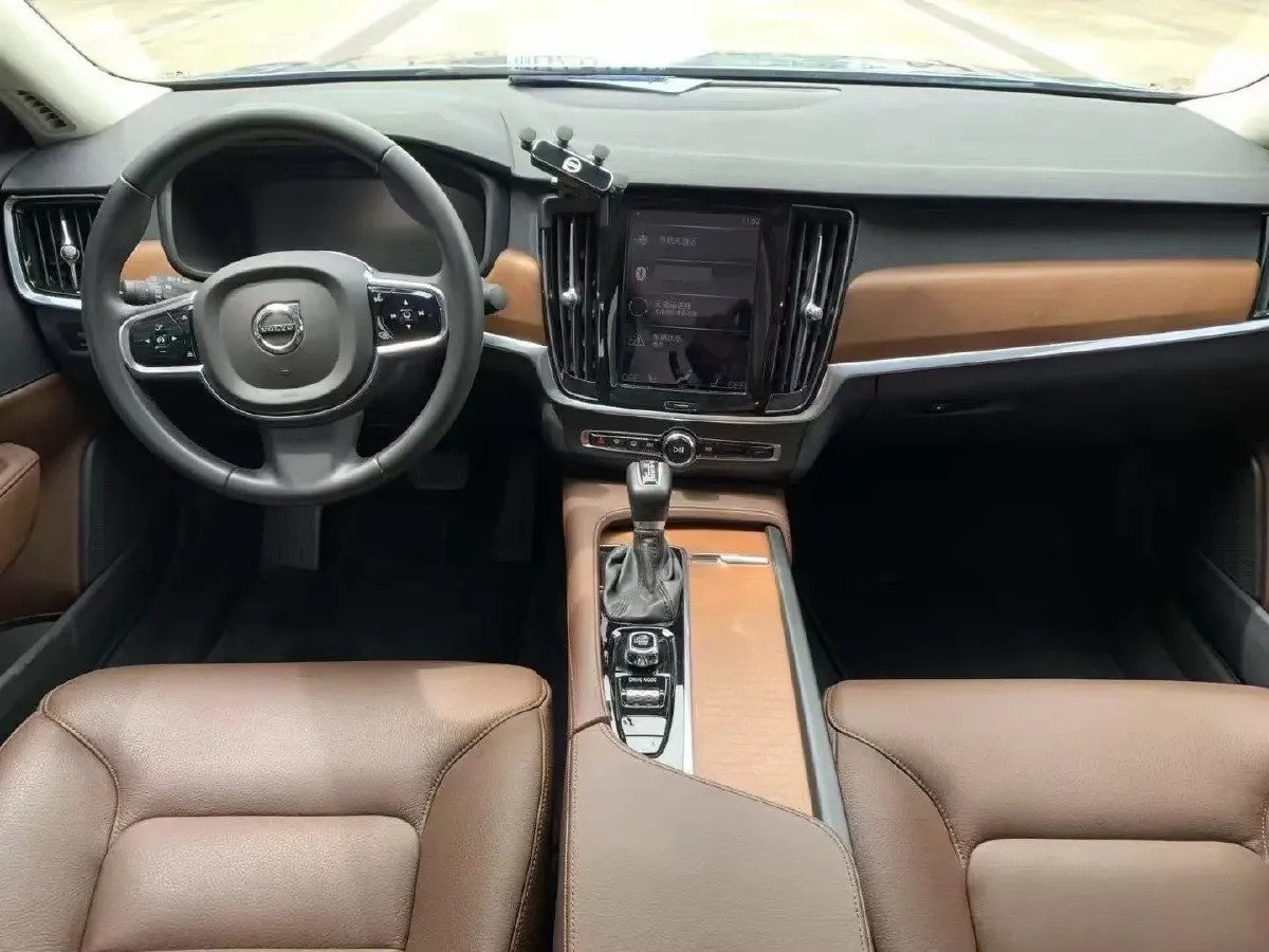 2019 Infiniti Q70 2.0T 211HP L4 7AT,autocango,china used car exporter,china ev exporter,chinese used car exporter,chinese used ev exporter