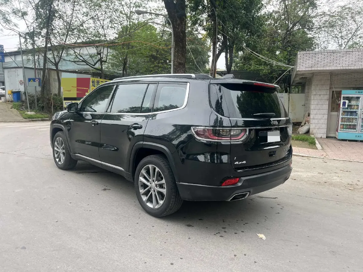 2018 Jeep Commander 2.0T 265HP L4 9AT,autocango,china used car exporter,china ev exporter,chinese used car exporter,chinese used ev exporter