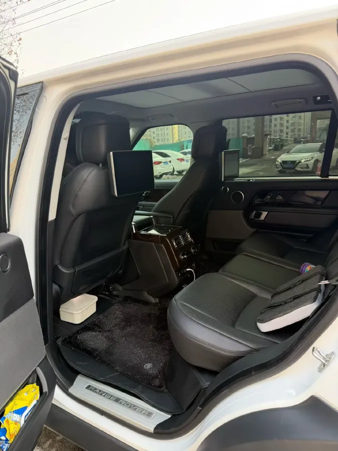 2020 Land Rover Range Rover 3.0T 400HP L6 8AT,autocango,china used car exporter,china ev exporter,chinese used car exporter,chinese used ev exporter