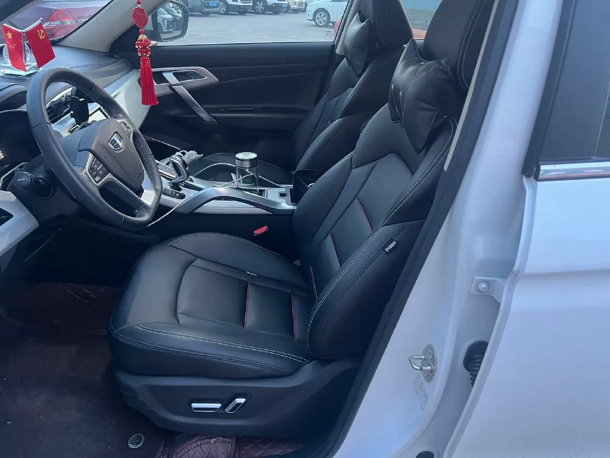 2020 Roewe i6 1.5T 169HP L4 7DCT,autocango,china used car exporter,china ev exporter,chinese used car exporter,chinese used ev exporter